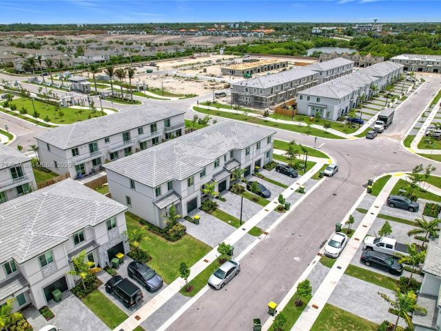 Продажа дома по адресу 716 SE 14th St - фото 7511168