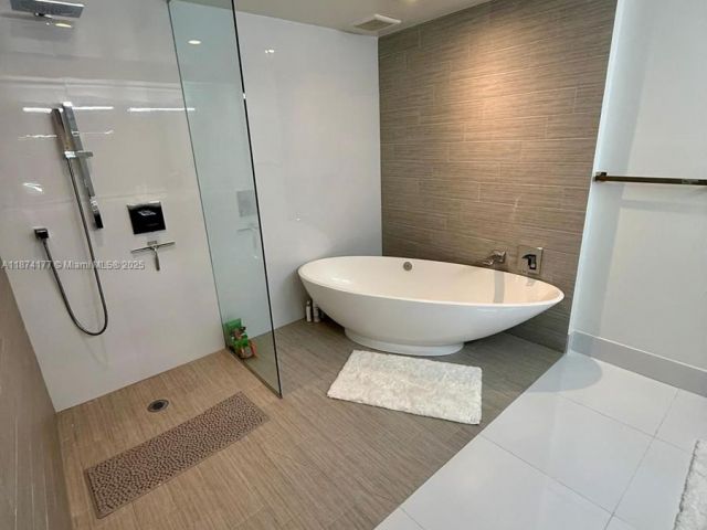 Продажа квартиры #4-803 - фото 6516302