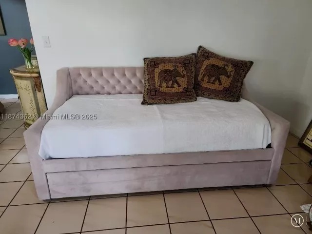 Продажа дома по адресу 11060 SW 143rd Pl - фото 9062577