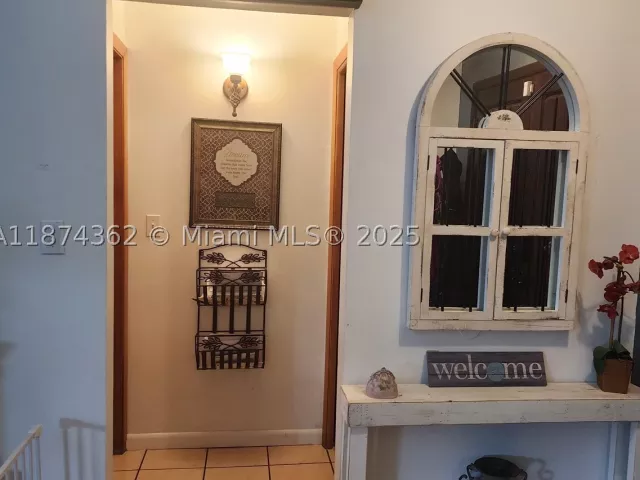 Продажа дома по адресу 11060 SW 143rd Pl - фото 9062583