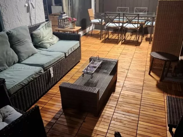 Продажа дома по адресу 11060 SW 143rd Pl - фото 6582107