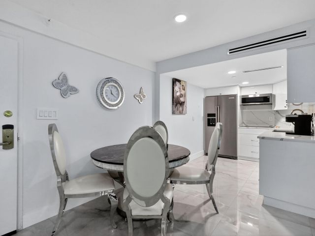 Продажа квартиры #1408 - фото 6515062