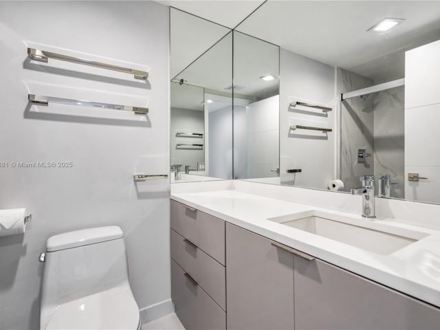 Продажа квартиры #1512 - фото 6515852