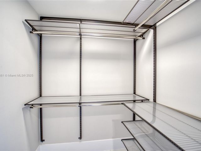 Продажа квартиры #1512 - фото 6515853