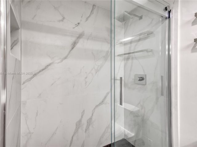 Продажа квартиры #1512 - фото 6515855