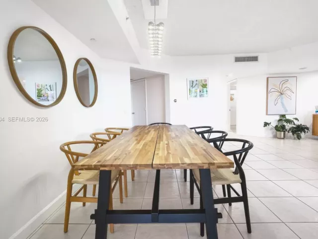 Продажа квартиры #605 - фото 6515118