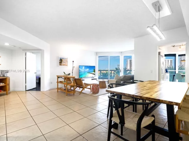 Продажа квартиры #605 - фото 6515122