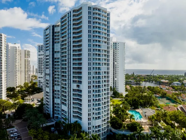 Продажа квартиры #605 - фото 6515125