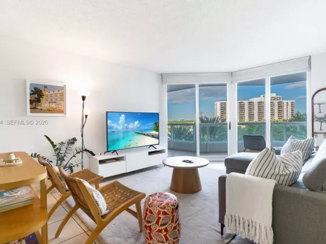 Продажа квартиры #605 - фото 6515128