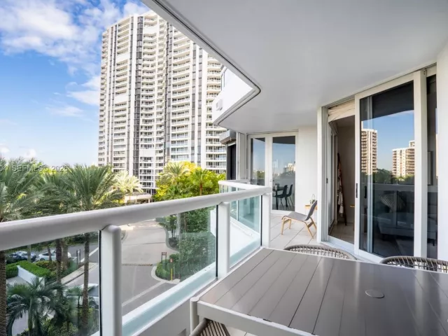 Продажа квартиры #605 - фото 6515114