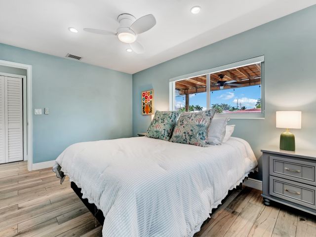 Дом в аренду по адресу 2291 SE 15th Street - фото 6514731