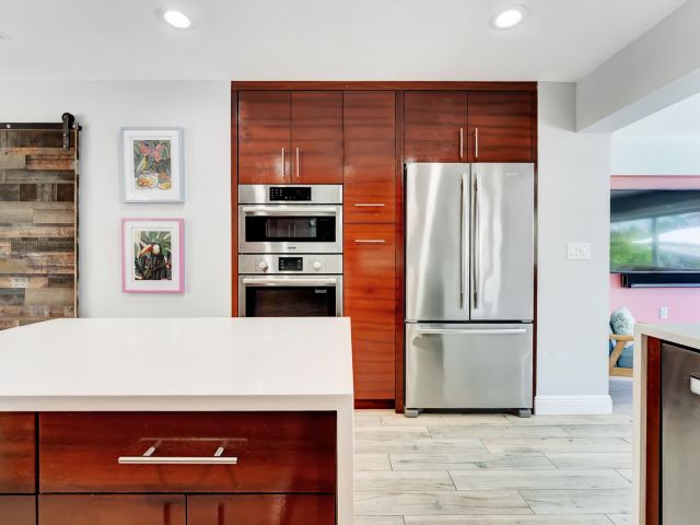 Дом в аренду по адресу 2291 SE 15th Street - фото 6514737