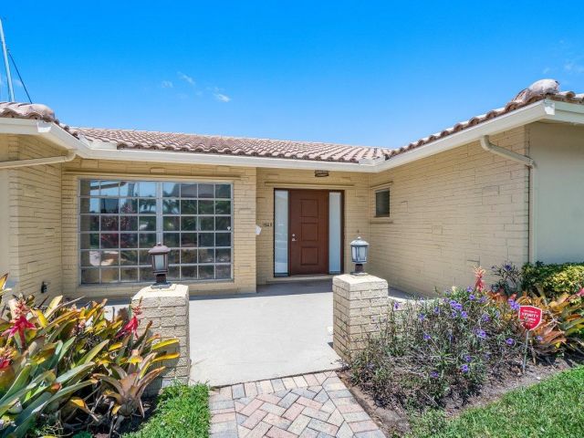 Продажа дома по адресу 1525 SE 6th Street - фото 6514897