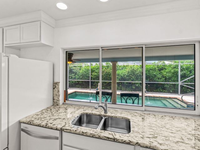 Продажа дома по адресу 671 Juneberry Court - фото 6534473