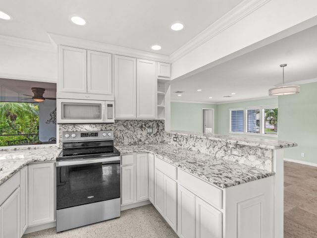 Продажа дома по адресу 671 Juneberry Court - фото 6534474