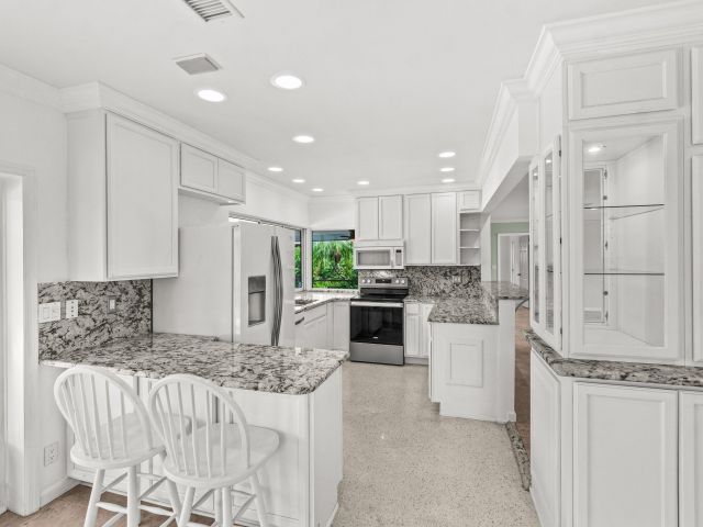 Продажа дома по адресу 671 Juneberry Court - фото 6534476