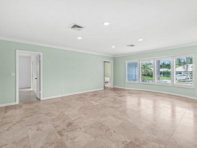 Продажа дома по адресу 671 Juneberry Court - фото 6534477