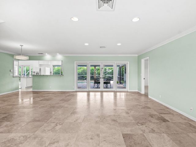 Продажа дома по адресу 671 Juneberry Court - фото 6534479