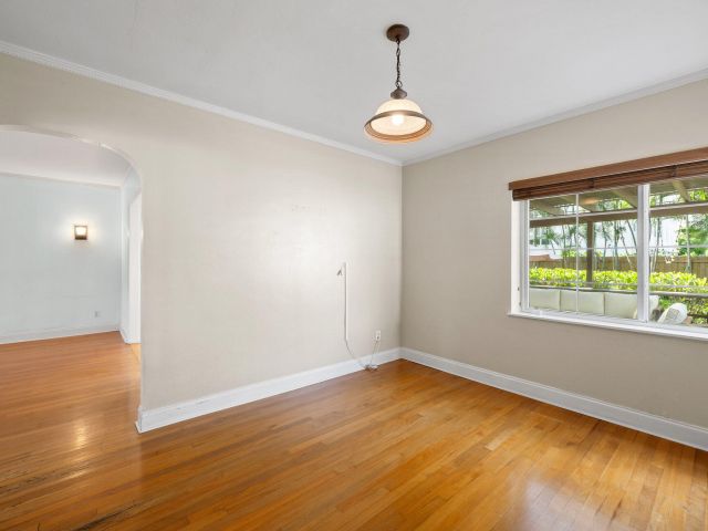 Продажа дома по адресу 712 SE 11th Court - фото 6514849