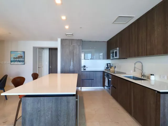 Продажа квартиры #3607 - фото 6515546