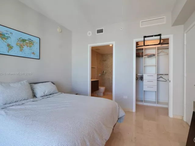 Продажа квартиры #3607 - фото 6515530