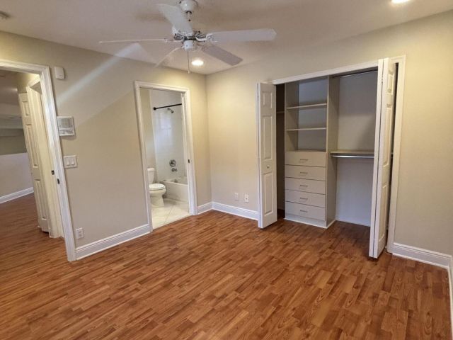 Дом в аренду по адресу 10100 Larkspur Lane - фото 6534262