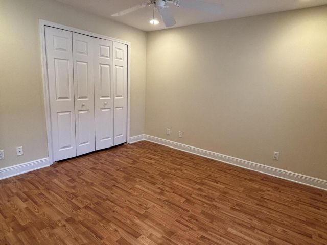 Дом в аренду по адресу 10100 Larkspur Lane - фото 6534263