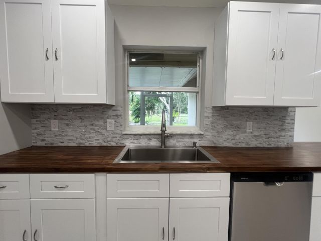 Продажа дома по адресу 12816 67th Street N - фото 6533938