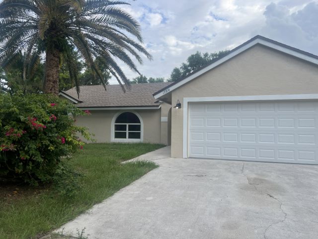 Продажа дома по адресу 12816 67th Street N - фото 6533945