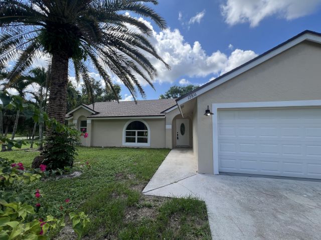 Продажа дома по адресу 12816 67th Street N - фото 6533947