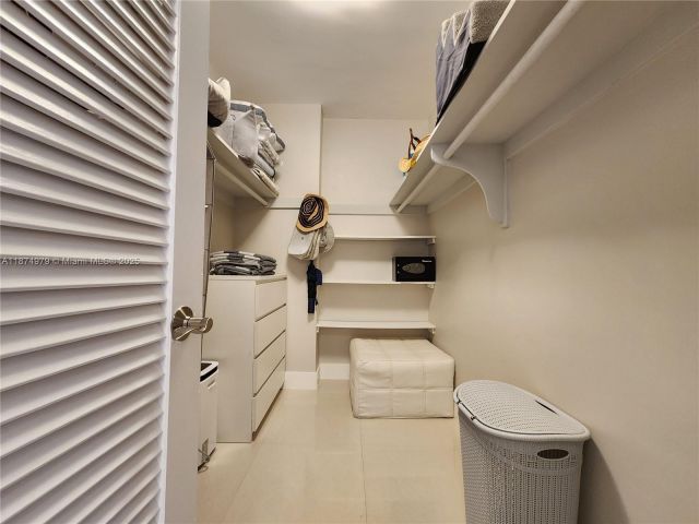 Квартира в аренду номер1220 - фото 6517000