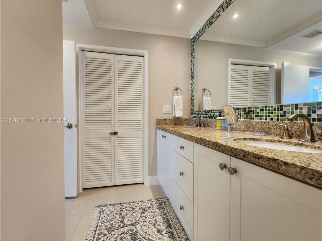 Квартира в аренду номер1220 - фото 6517001