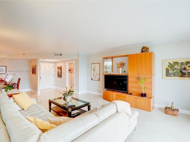 Продажа квартиры #408 - фото 6519101