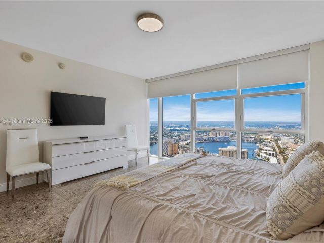 Квартира в аренду номер4107 - фото 6520057