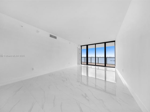 Квартира в аренду номер1706 - фото 6519279