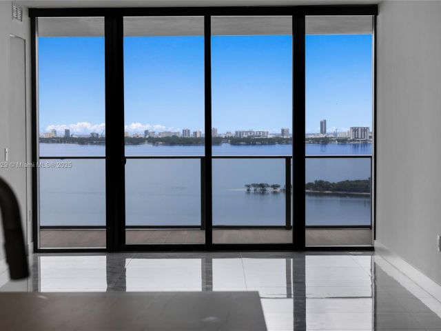 Квартира в аренду номер1706 - фото 6519295