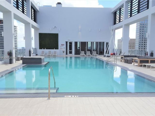 Продажа квартиры #2807 - фото 7441018