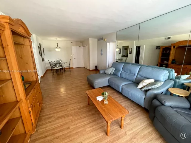 Квартира в аренду номер603 - фото 6524489