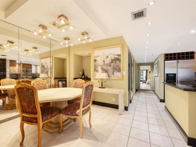 Продажа квартиры #A-3042 - фото 6519745