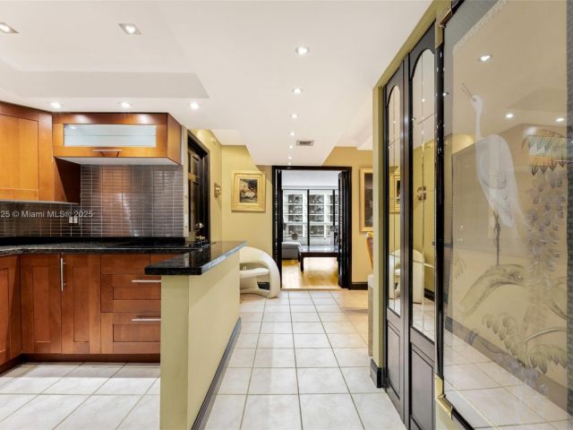 Продажа квартиры #A-3042 - фото 6519747