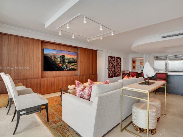 Продажа квартиры #1707 - фото 6519020