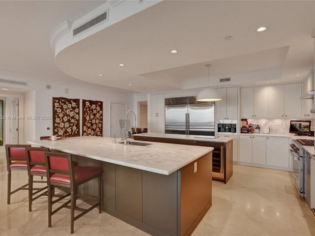 Продажа квартиры #1707 - фото 6519024