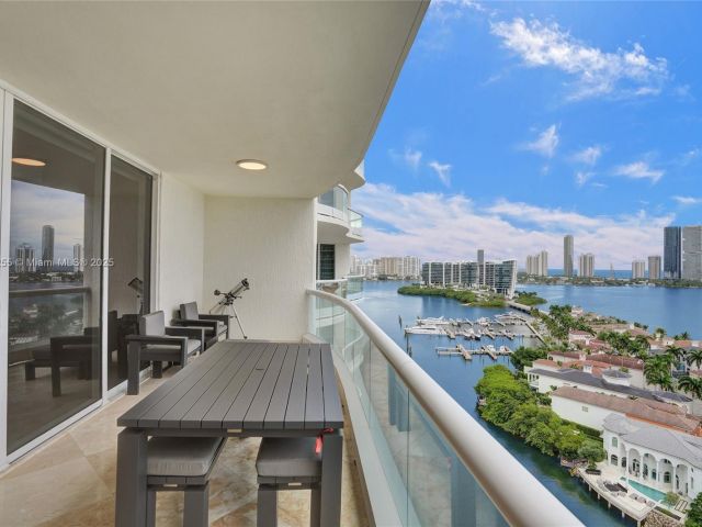 Продажа квартиры #1707 - фото 6519027