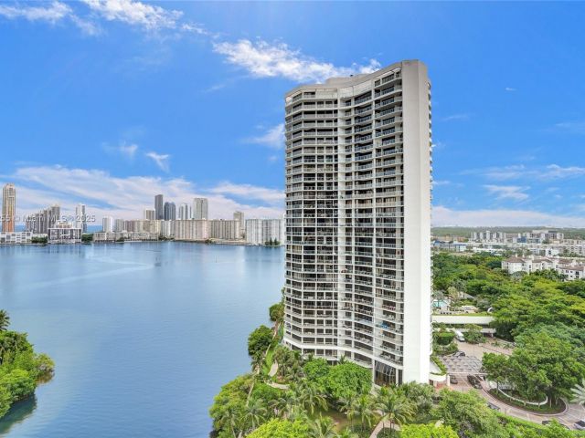 Продажа квартиры #1707 - фото 6519030