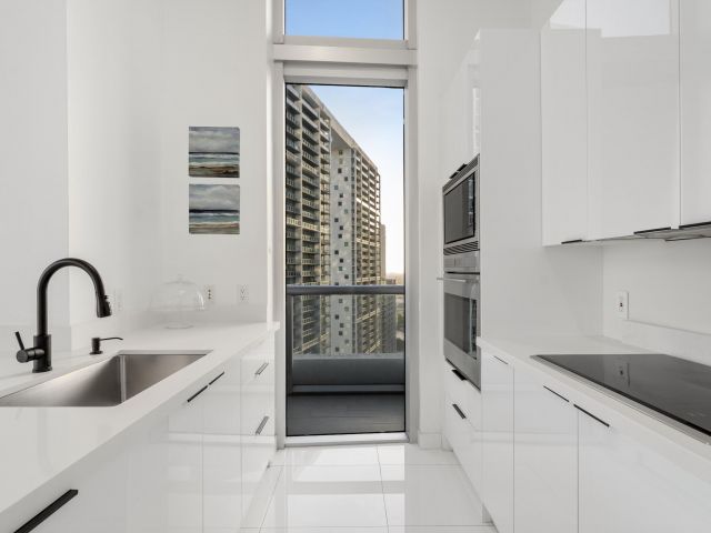 Продажа квартиры #2808 - фото 6520637