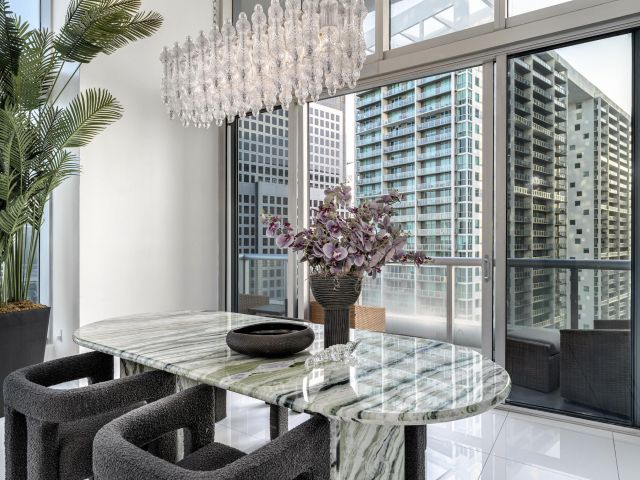 Продажа квартиры #2808 - фото 6520639