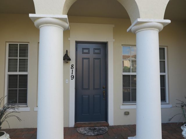 Дом в аренду по адресу 819 NW 82nd Place - фото 6535464