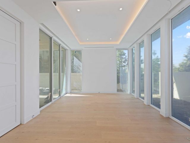 Продажа дома по адресу 320 Grove Place - фото 6532984