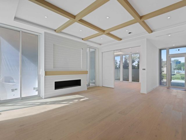 Продажа дома по адресу 320 Grove Place - фото 6532985