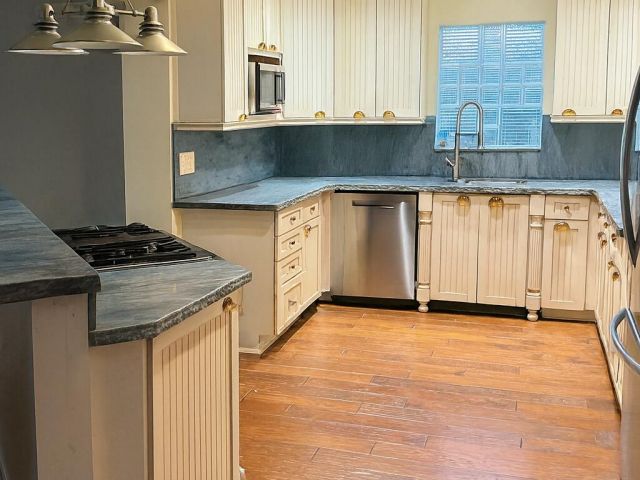 Дом в аренду по адресу 810 Bamboo Lane - фото 6533132